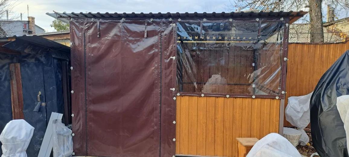 Защита от ветра и осадков мягкими окнами Луганск
